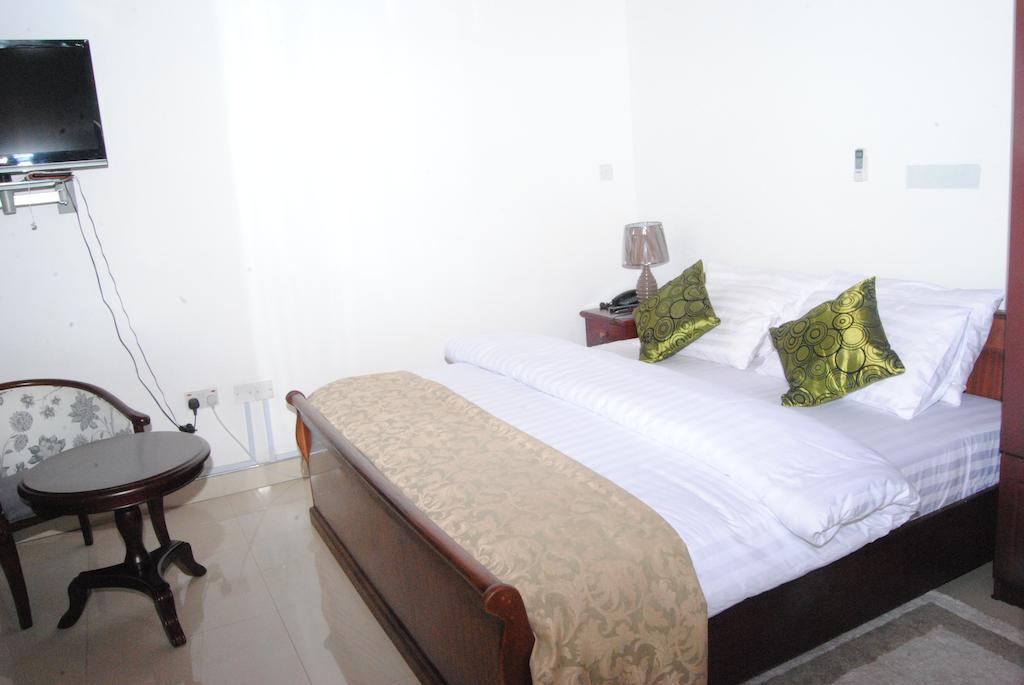 Okumah Hotel Kumasi Habitación foto